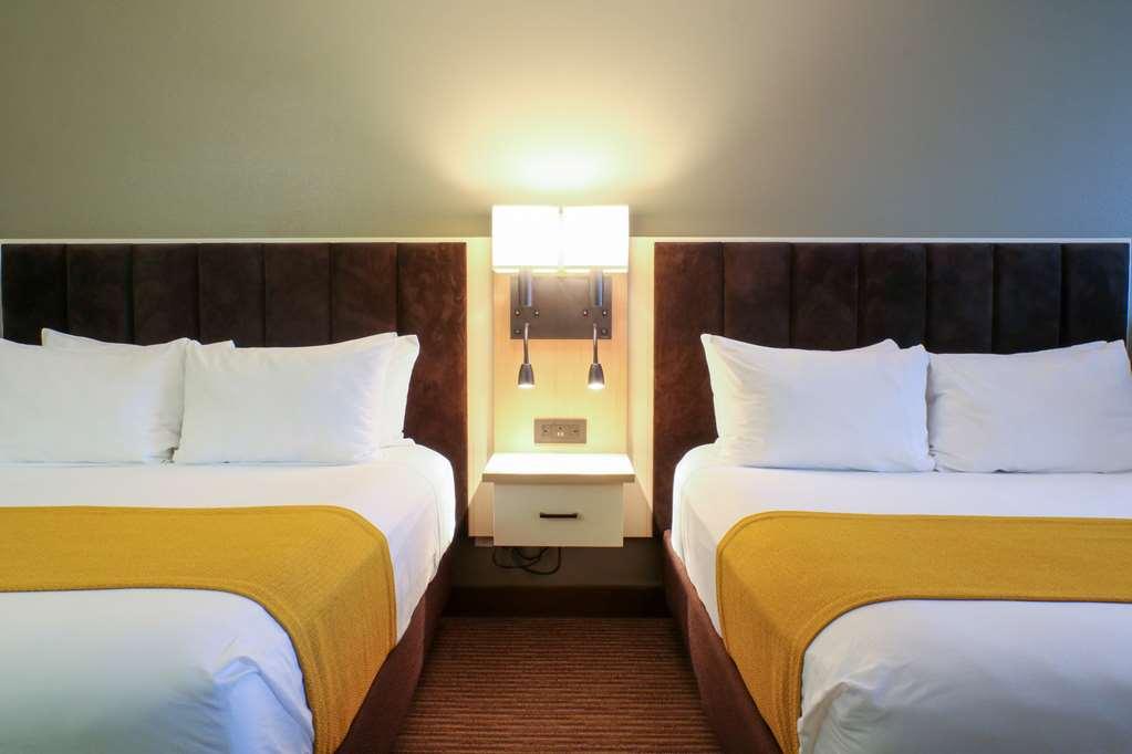 Oxford Suites Spokane Valley Chambre photo