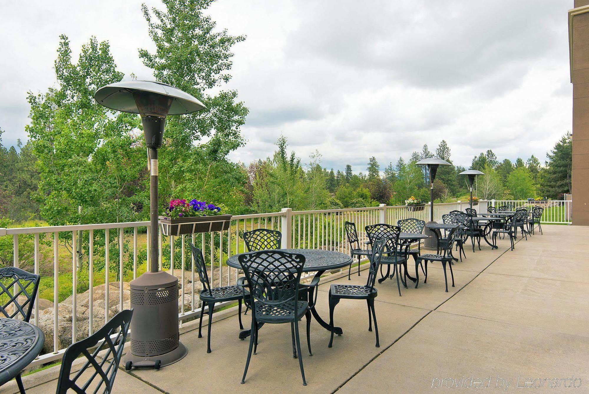 Oxford Suites Spokane Valley Extérieur photo